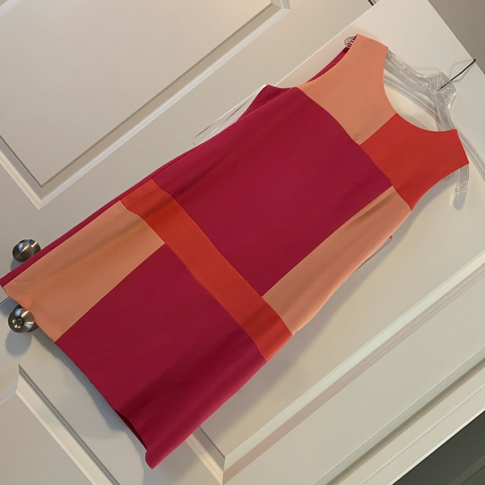 Women’s dress 14